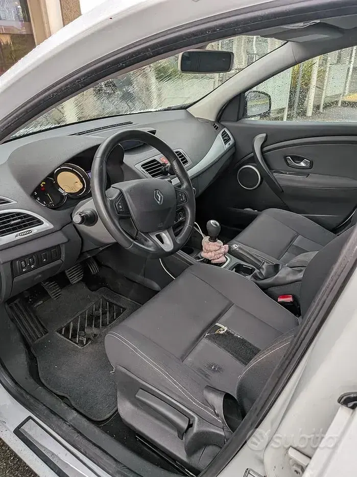 Usata Renault Mégane III 110 CV (80 kW) 2010 Bianco Berlina