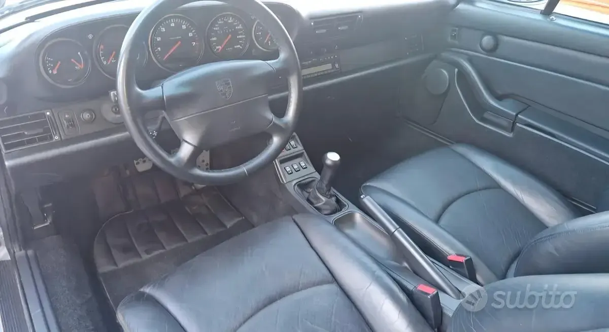 Usata Porsche 993 286 CV (210 kW) 1996 Grigio Coupé