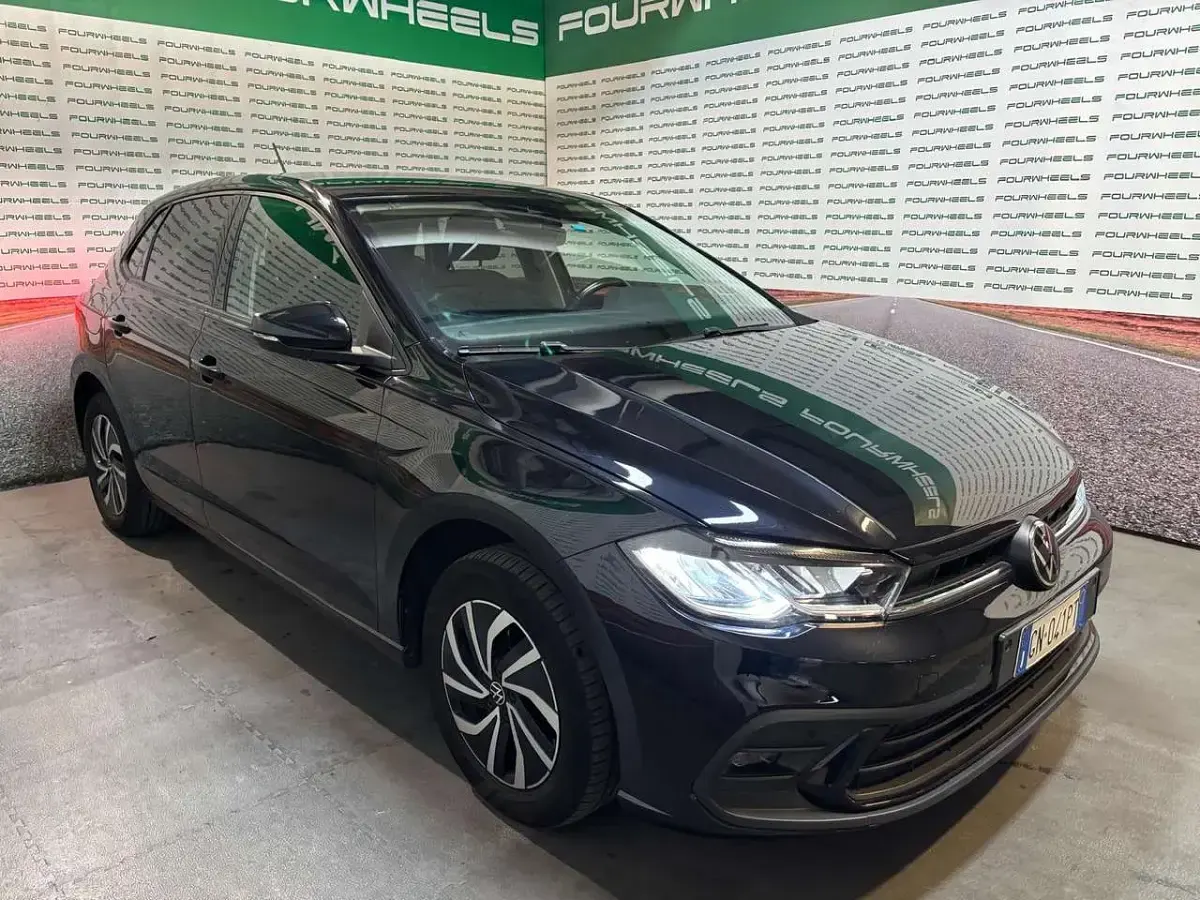 Usata VW Polo 80 CV (58 kW) 2023 Nero Utilitaria