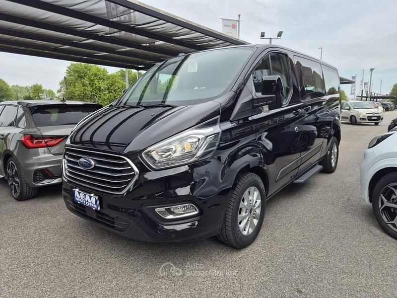 Usata Ford Tourneo Custom Trend 105 CV (77 kW) 2023 Nero Furgone