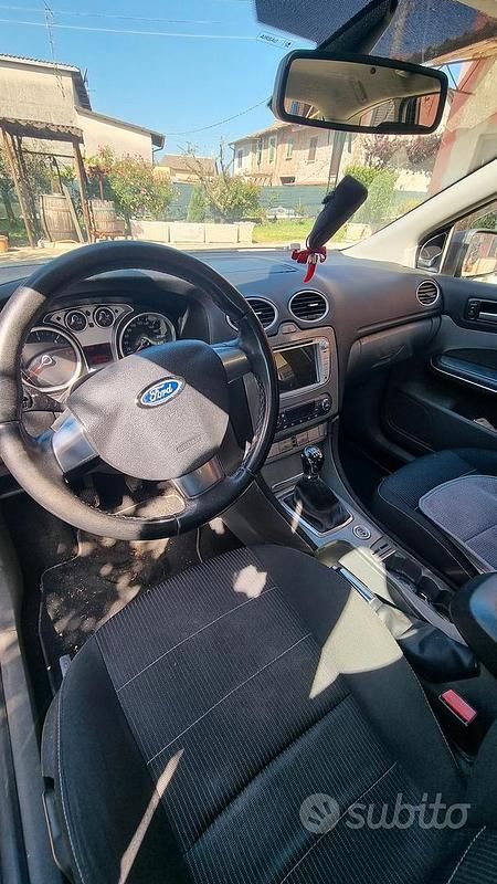 Usata Ford Focus 2010 Blu Station wagon