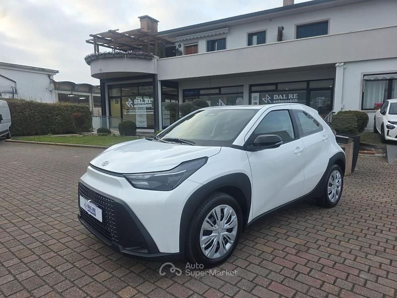 Nuova 2026 Toyota Aygo X 92 CV SUV 35044 Montagnana Rivenditore 