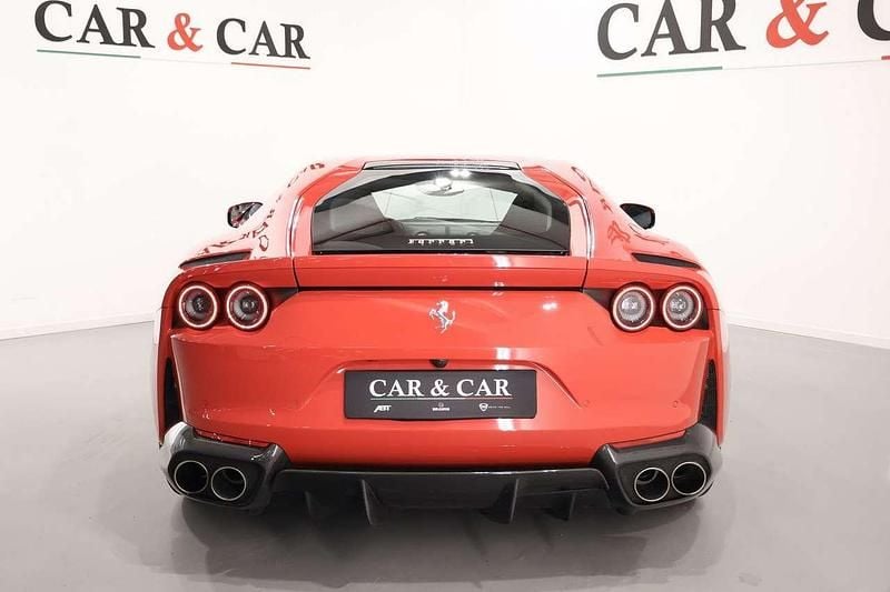 Usata Ferrari 812 799 CV (587 kW) 2018 Rosso Coupé