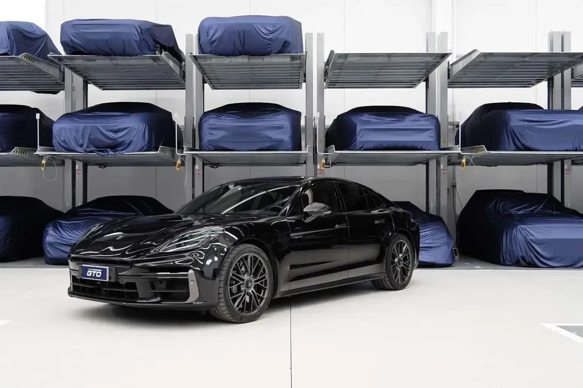 Usata Porsche Panamera Turbo E-Hybrid 680 CV (500 kW) 2024 Nero Berlina