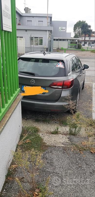 Usata Opel Astra 136 CV (100 kW) 2017 Grigio Berlina