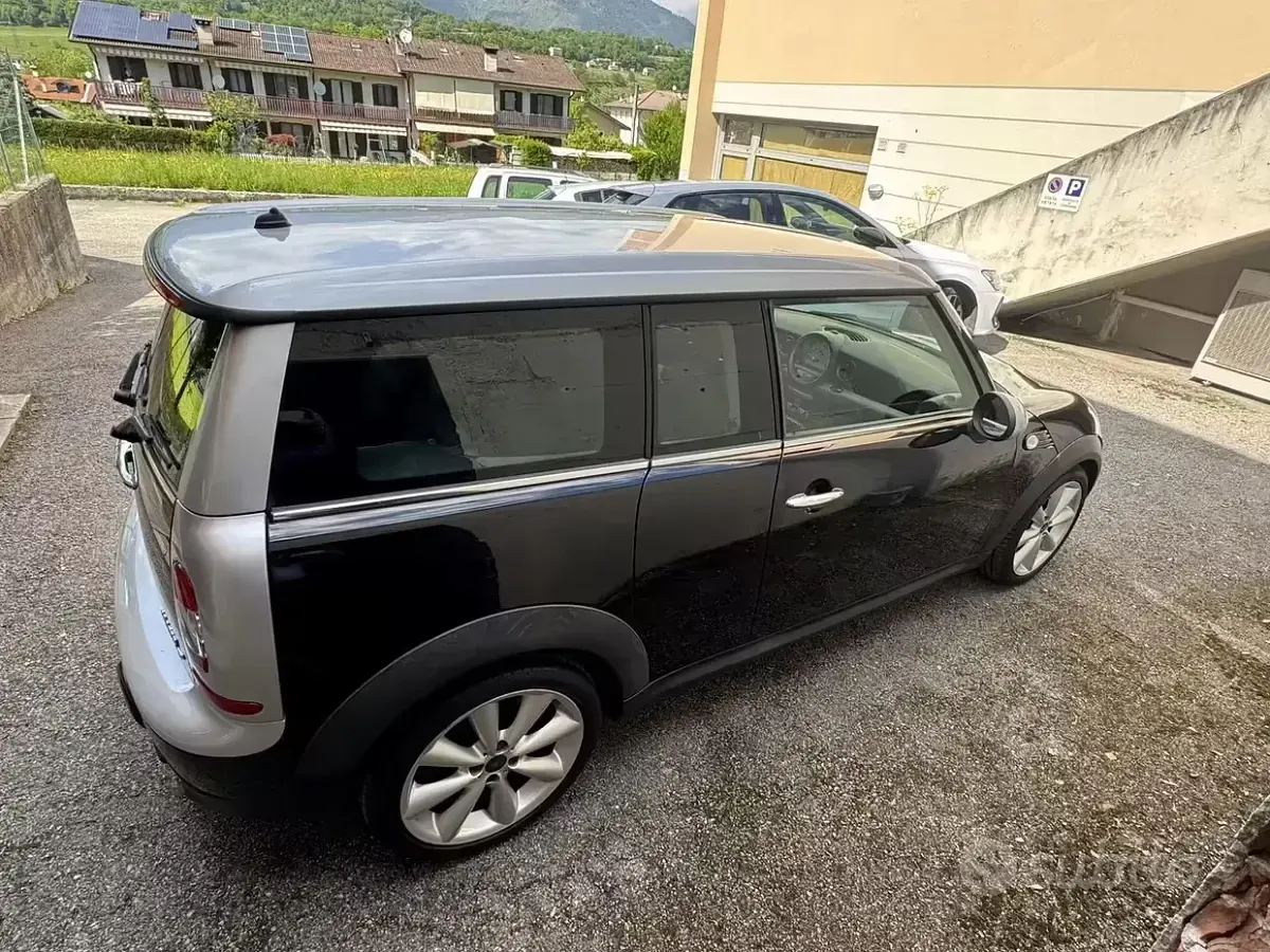 Usata Mini Cooper D Clubman Chili 109 CV (80 kW) 2010 Nero Station wagon