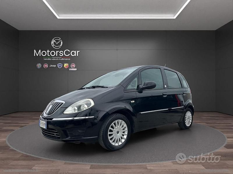 Usata Lancia Musa 77 CV (56 kW) 2011 Nero Monovolume