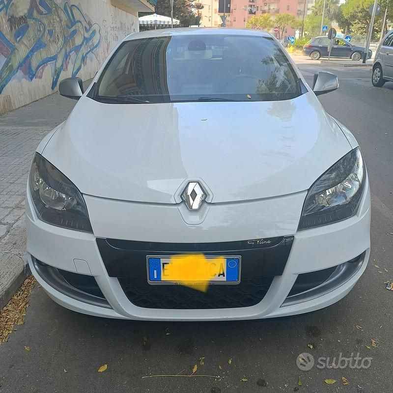 Bianco Usata 2012 Renault Mégane GT Line GT-Line | 4400 € - Immagine 1/4