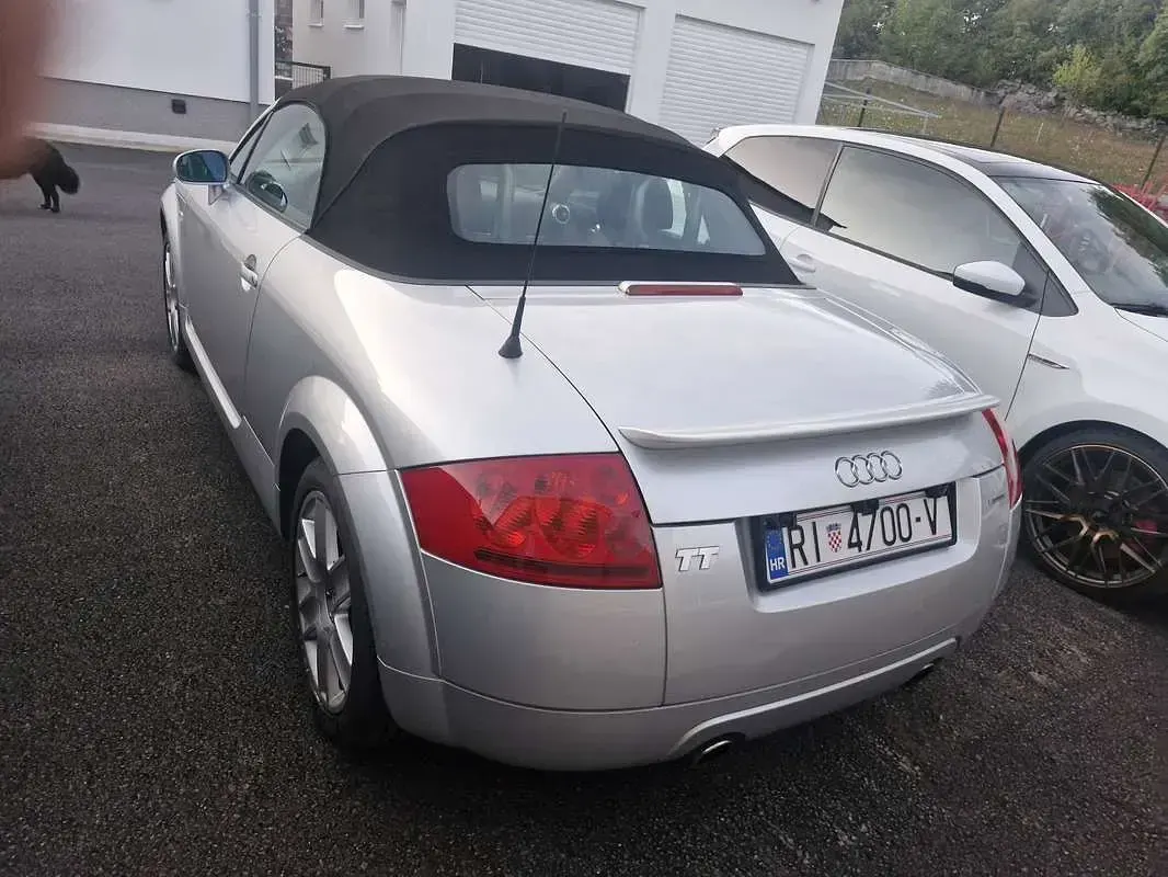 Usata Audi TT Roadster Comfort 224 CV (164 kW) 2001 Cabrio