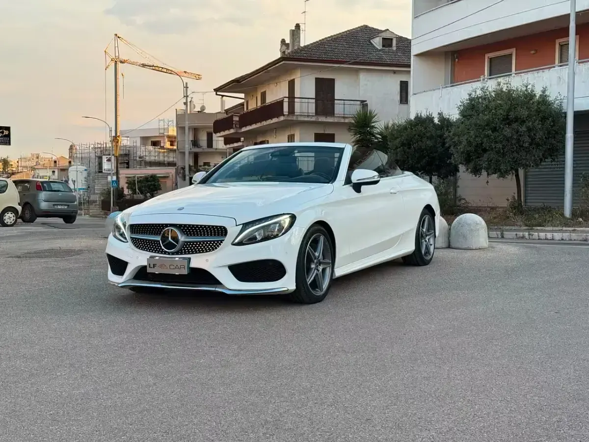Usata Mercedes C220 Premium 170 CV (125 kW) 2017 Bianco Cabrio