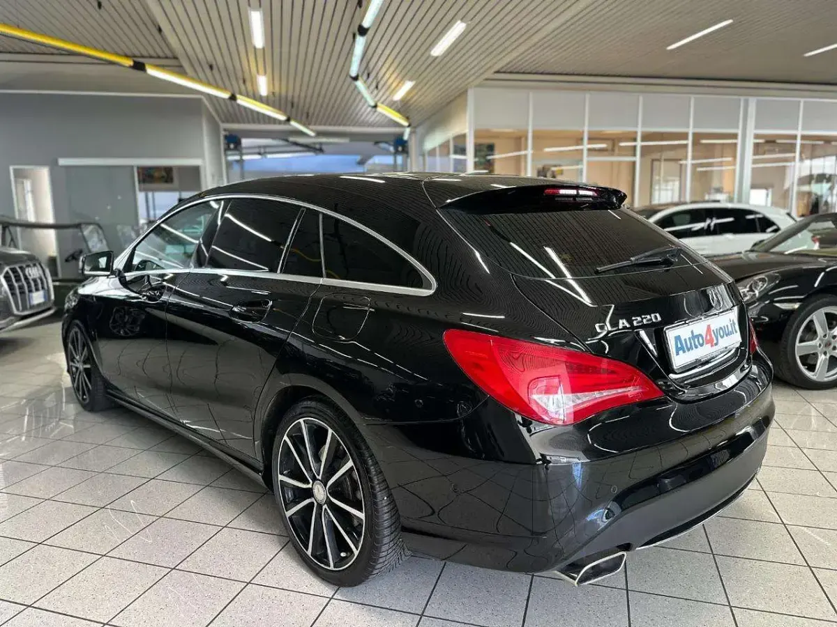 Usata Mercedes CLA220 177 CV (130 kW) 2015 Nero Coupé