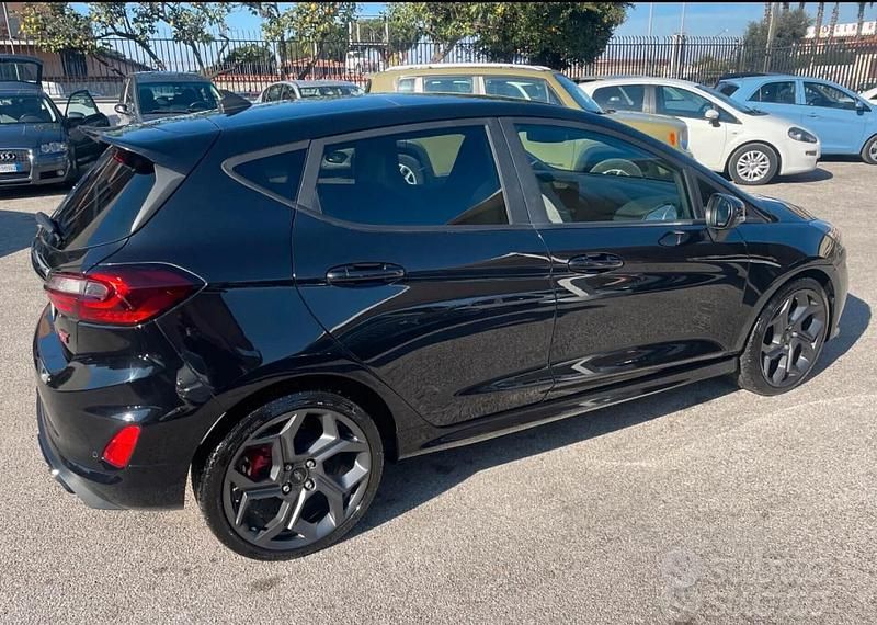 Usata Ford Fiesta ST 200 CV (147 kW) 2022 Nero Utilitaria