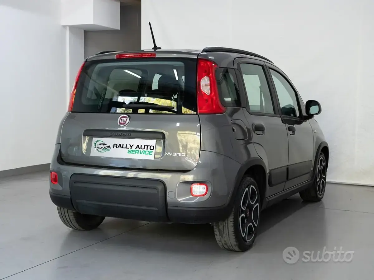 Usata Fiat Panda City Life 84 CV (61 kW) 2022 Grigio Utilitaria