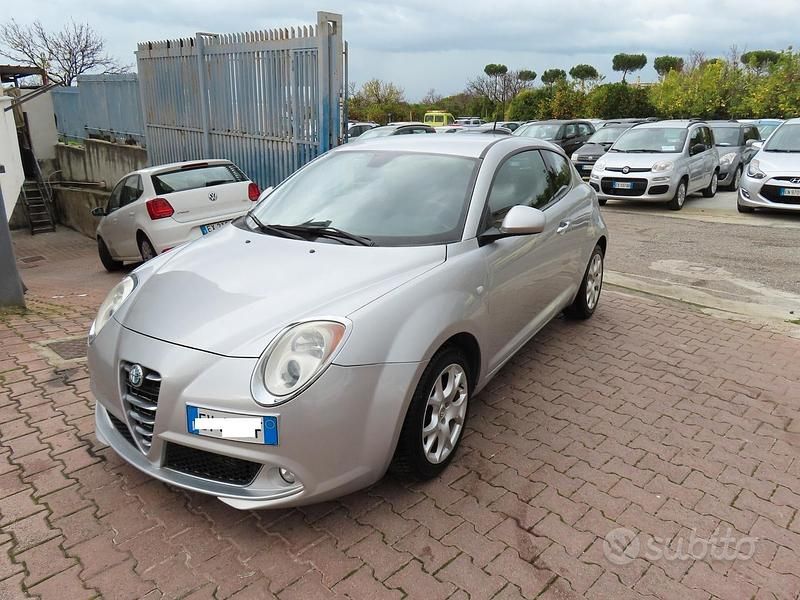 Usata Alfa Romeo MiTo 120 CV (88 kW) 2011 Grigio Utilitaria