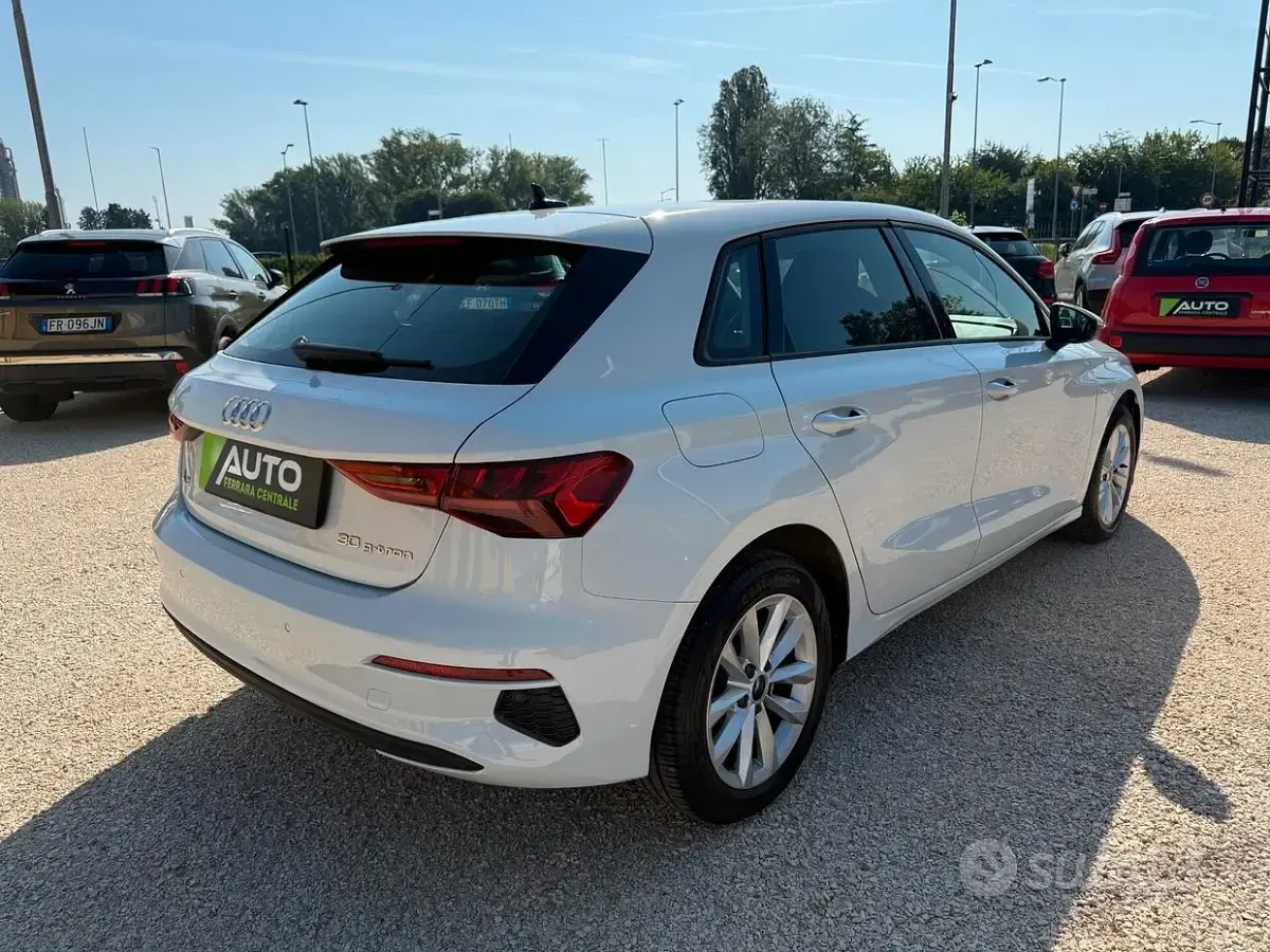 Usata Audi A3 Advanced 131 CV (96 kW) 2021 Bianco Berlina