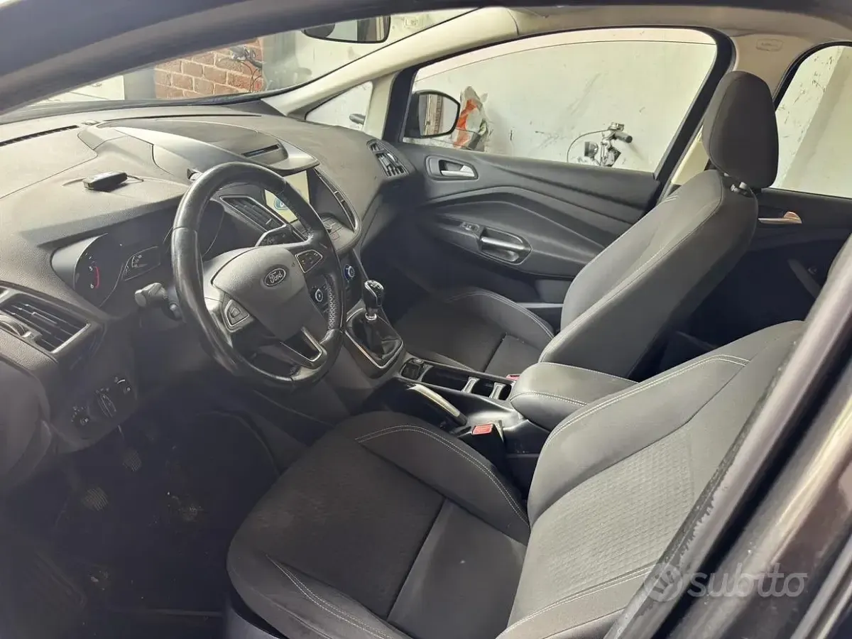 Usata Ford C-MAX 120 CV (88 kW) 2017 Grigio Monovolume