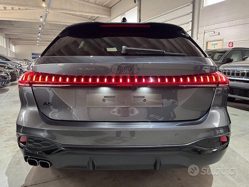 Nuova Audi A5 S-Line 204 CV (150 kW) 2025 Grigio Station wagon