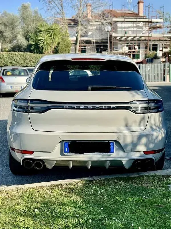 Usata Porsche Macan 354 CV (260 kW) 2019 Argento SUV