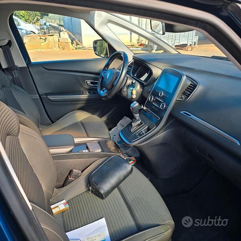 Usata 2020 Renault Scénic IV Monovolume | 11.000 € (Super prezzo) - Immagine 1/4