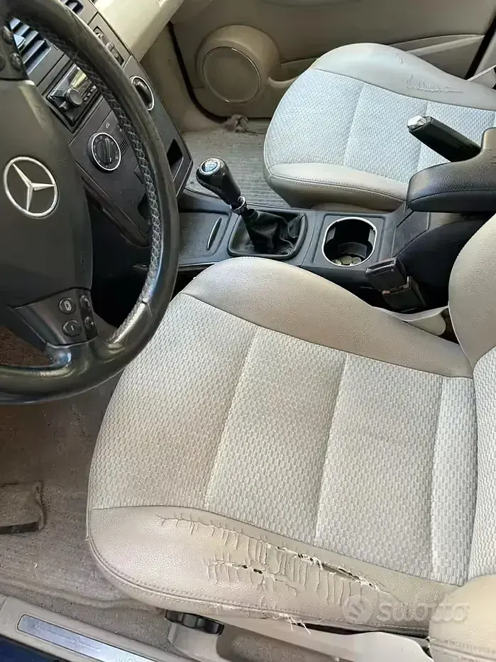 Usata Mercedes A200 140 CV (102 kW) 2009 Bluazzurro Berlina
