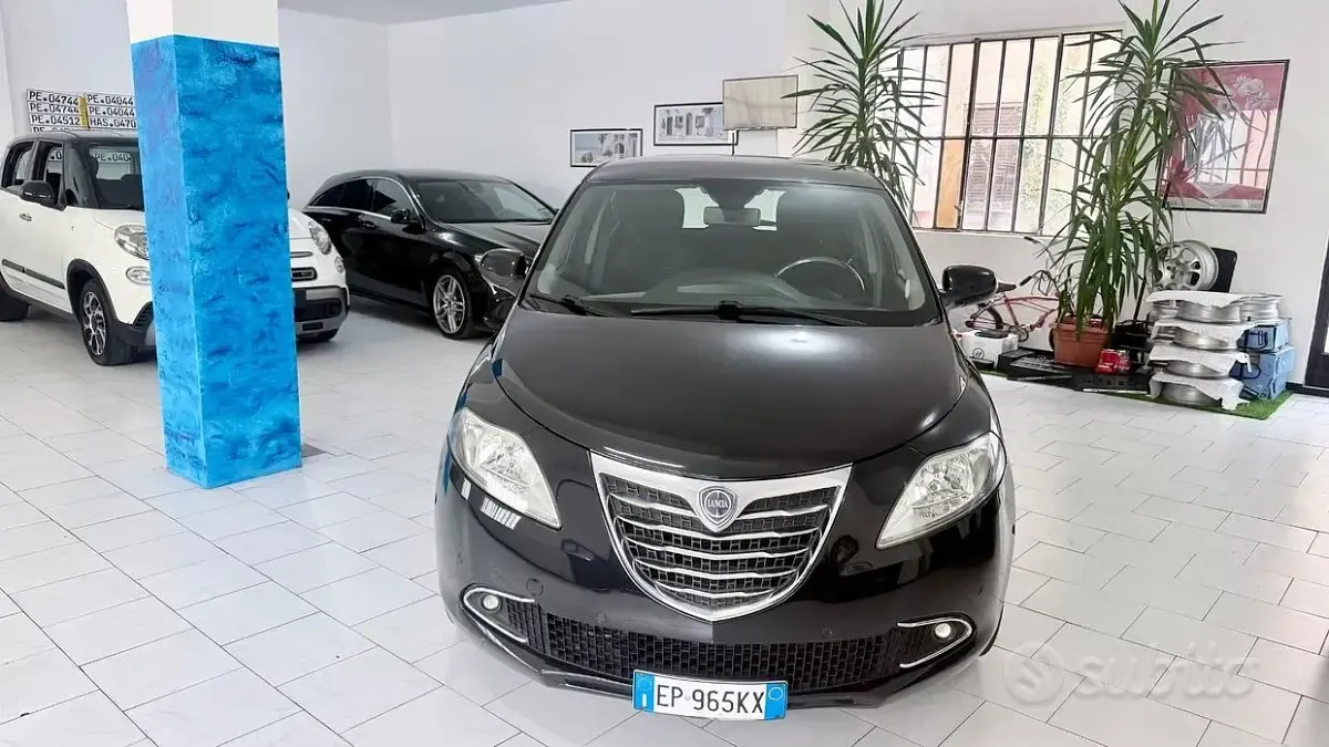 Usata Lancia Ypsilon S 86 CV (63 kW) 2012 Nero Utilitaria