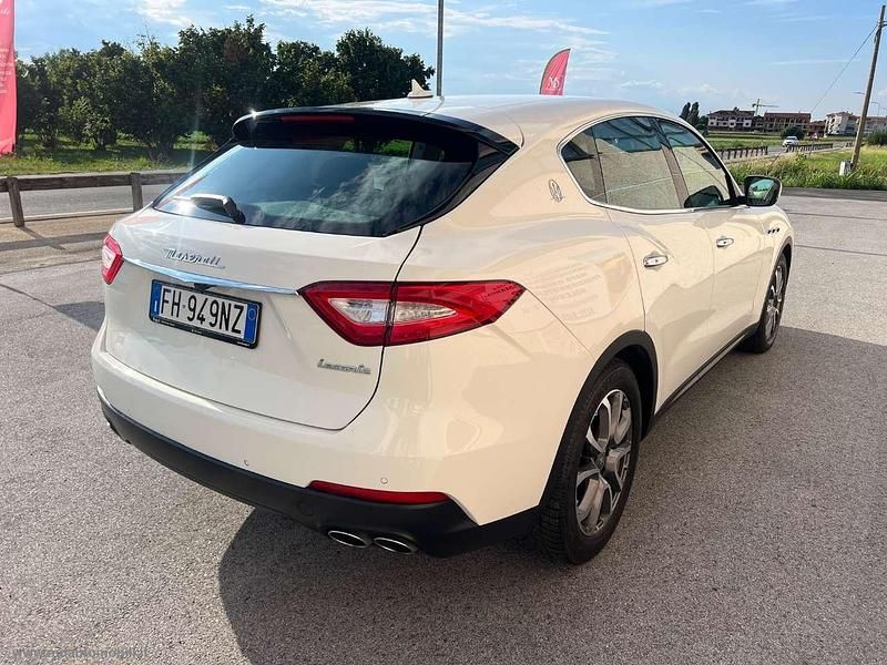 Usata Maserati Levante 250 CV (183 kW) 2017 Other SUV