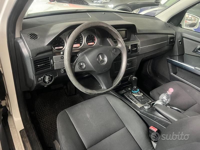 Usata Mercedes GLK220 Edition 1 169 CV (124 kW) 2009 Bianco SUV