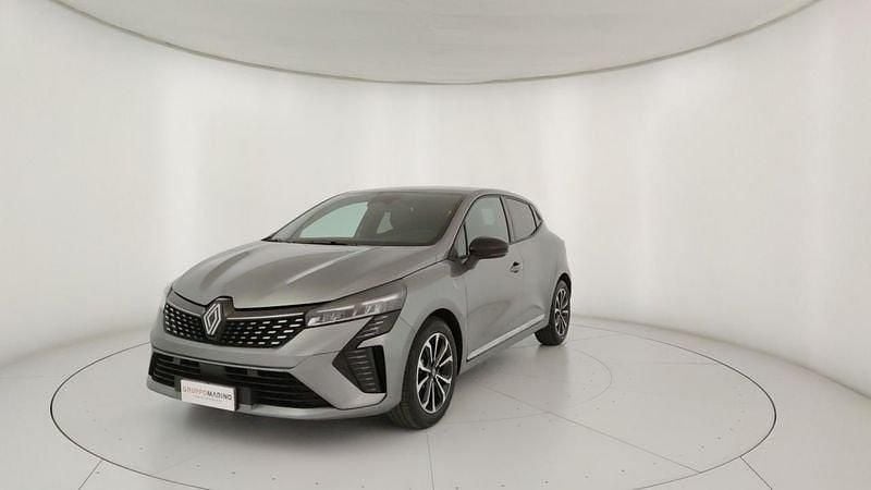 Usata Renault Clio V Techno 91 CV (66 kW) 2024 Grigio Utilitaria
