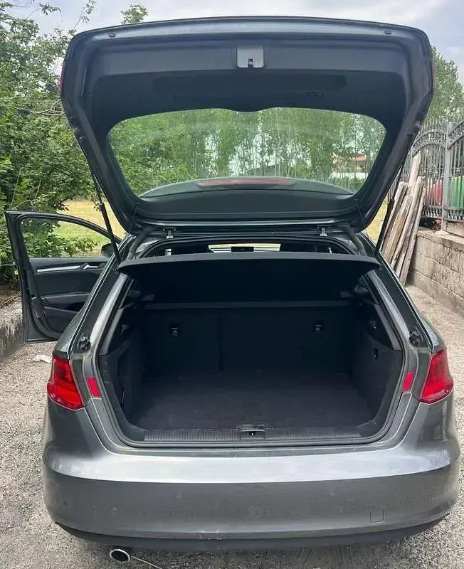 Usata Audi A3 Attraction 110 CV (80 kW) 2000 Utilitaria