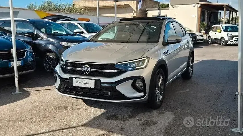 Usata VW Taigo R-line 110 CV (80 kW) 2022 Argento SUV