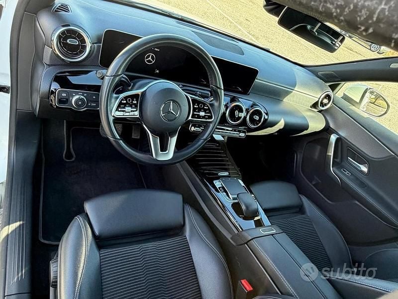 Usata Mercedes A180 116 CV (85 kW) 2019 Bianco Berlina