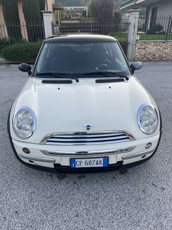 Usata 2005 Mini One D Due volumi | 3800 € (Molto cara) - Immagine 1/4