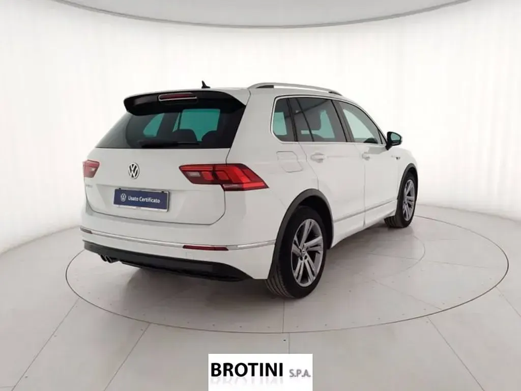 Usata VW Tiguan Sport 116 CV (85 kW) 2019 Bianco opaco SUV