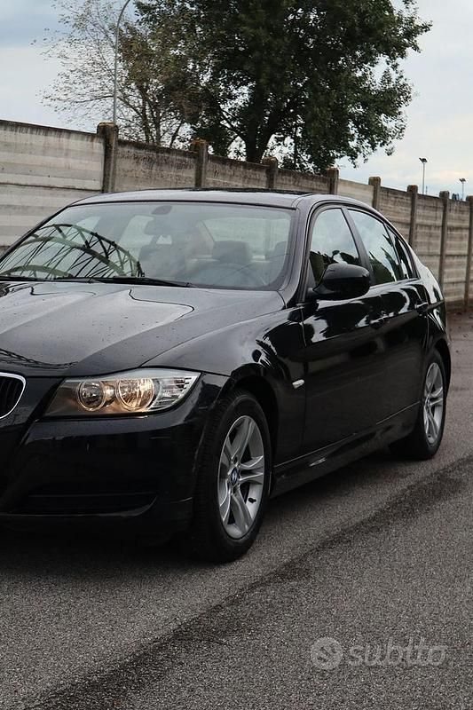 Usata BMW 316 116 CV (85 kW) 2009 Nero Berlina