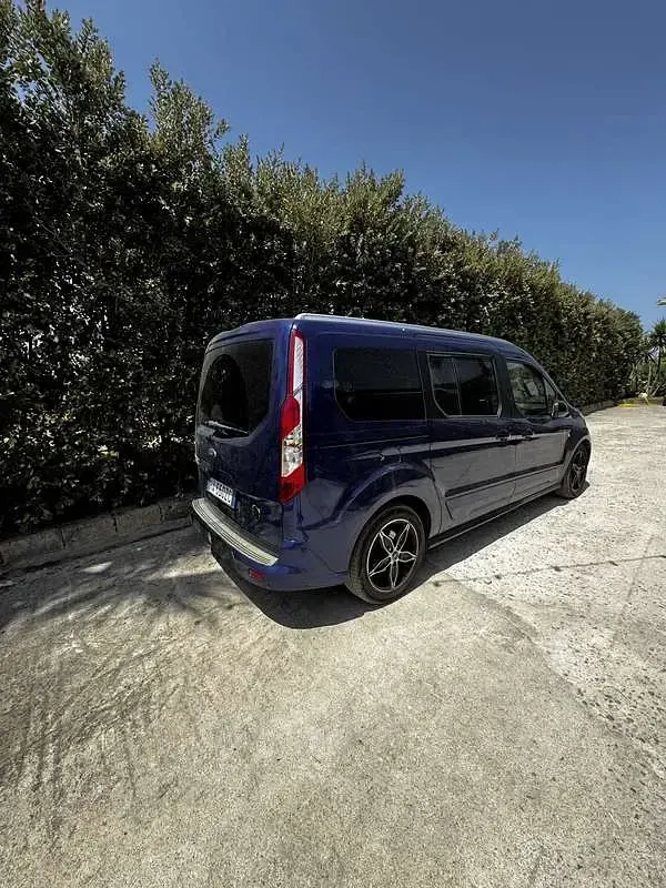 Usata Ford Tourneo Titanium 120 CV (88 kW) 2017