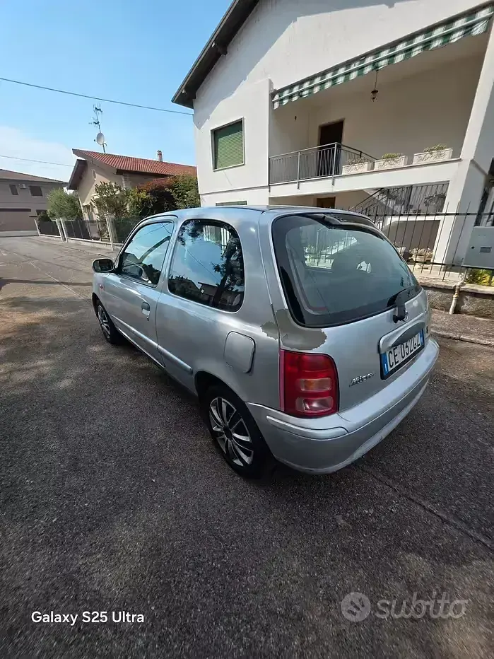 Usata Nissan Micra 60 CV (44 kW) 2003 Grigio Utilitaria