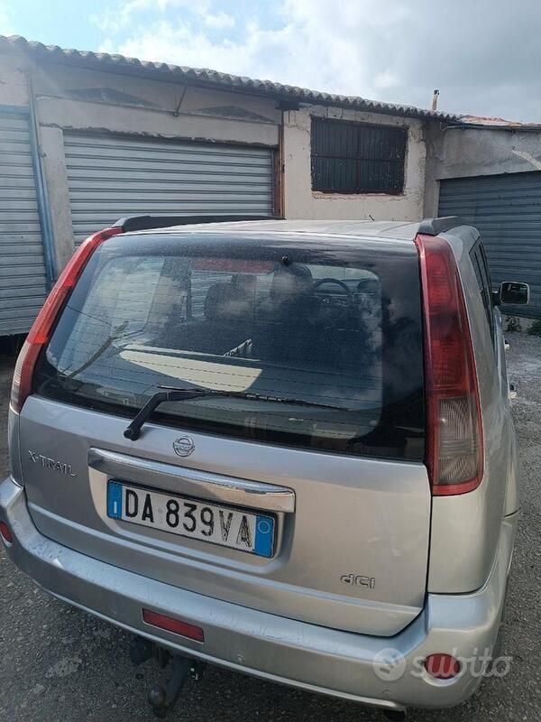 Usata Nissan X-Trail 136 CV (100 kW) 2006 Grigio SUV