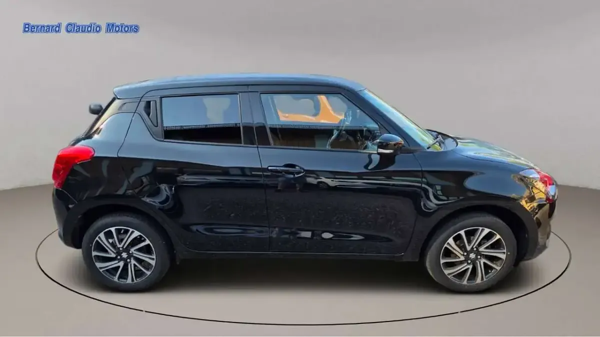 Usata Suzuki Swift 90 CV (66 kW) 2023 Nero Utilitaria