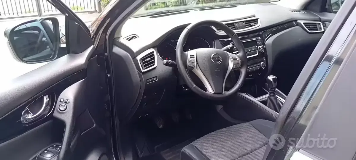Usata Nissan Qashqai Acenta 2015 Nero SUV