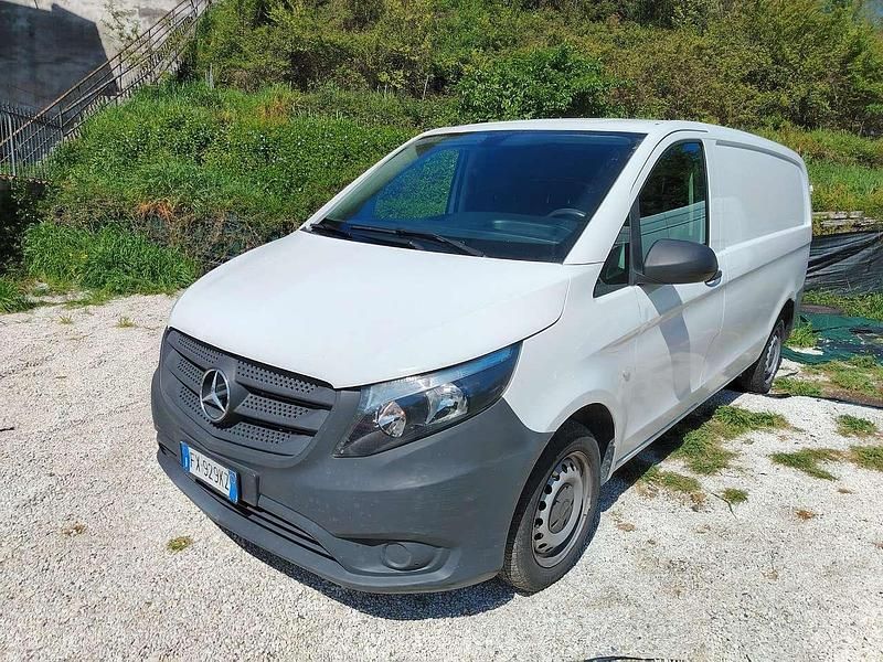 Usata Mercedes Vito 114 CV (83 kW) 2019 Bianco Furgone