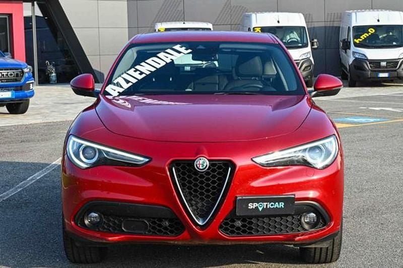 Usata Alfa Romeo Stelvio Executive 210 CV (154 kW) 2017 Rosso SUV