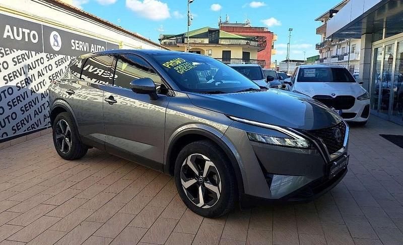 Grigio Usata 2023 Nissan Qashqai N-Connecta SUV | 21.500 € (Ottimo prezzo) - Immagine 1/4