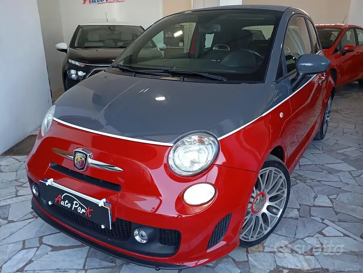 Usata Abarth 500C Custom 140 CV (102 kW) 2015 Cabrio