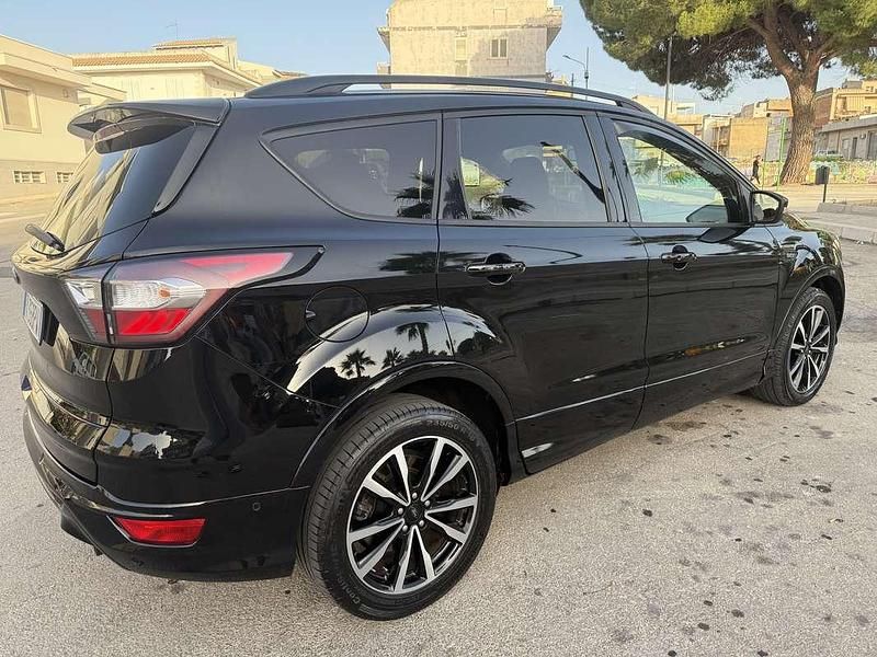 Usata Ford Kuga ST-Line 120 CV (88 kW) 2019 SUV