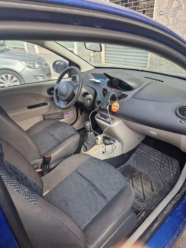 Usata Renault Twingo 76 CV (55 kW) 2007 Utilitaria