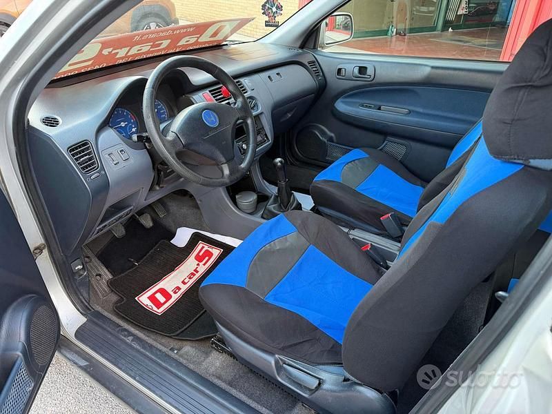 Usata Honda HR-V 105 CV (77 kW) 2000 Argento SUV