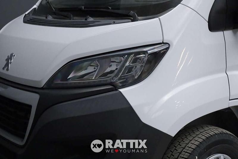 Nuova Peugeot Boxer 120 CV (88 kW) 2025 Bianco icy Furgone