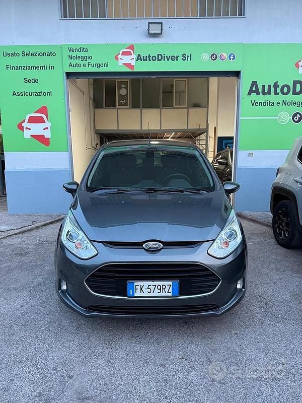 Usata Ford B-MAX 75 CV (55 kW) 2017 Blu Monovolume