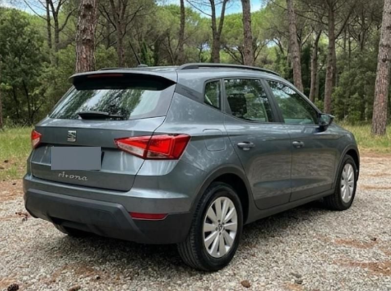 Usata Seat Arona Style 115 CV (84 kW) 2017 Grigio SUV