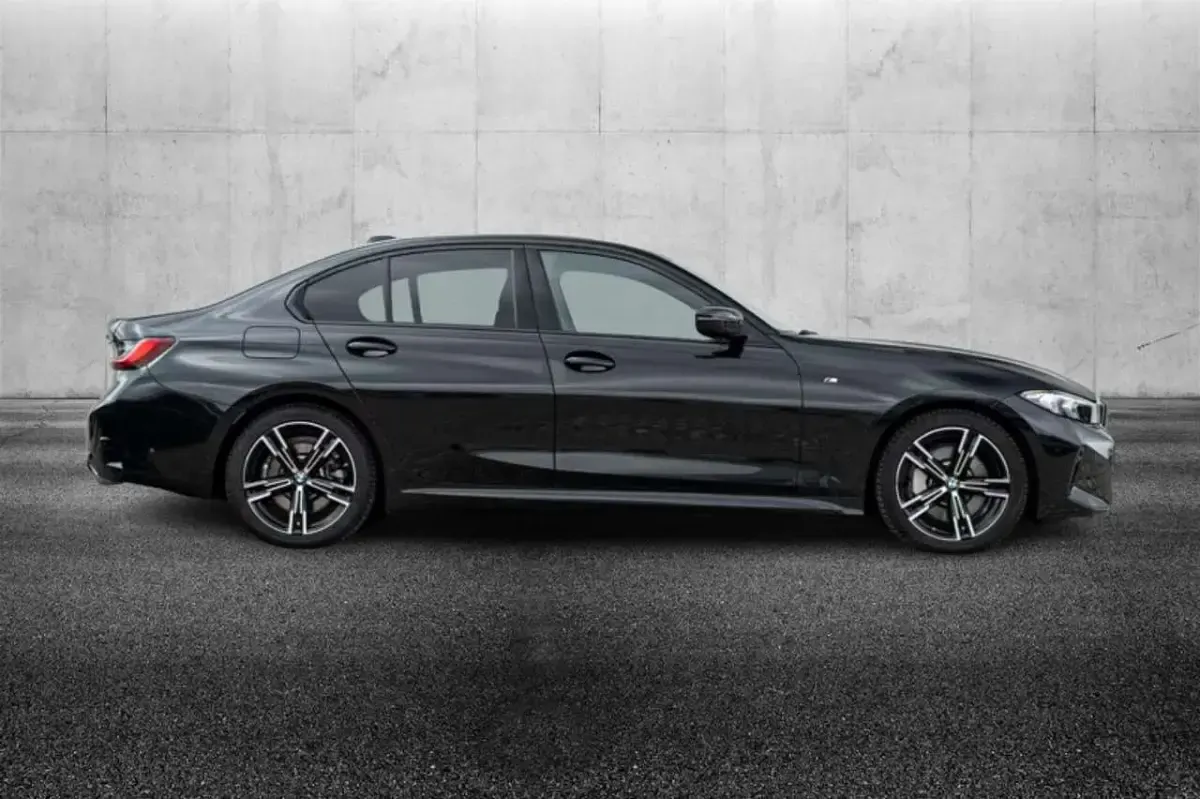 Usata BMW 330 M Sport 286 CV (210 kW) 2025 Nero Station wagon